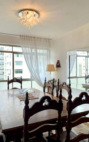 Apartamento à venda com 118m², 3 quartos e 1 vaga Apartamento à venda com 118m², 3 quartos e 1 vagaSala de Jantar
