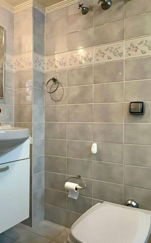 Apartamento à venda com 118m², 3 quartos e 1 vaga Apartamento à venda com 118m², 3 quartos e 1 vagaBanheiro da Suíte