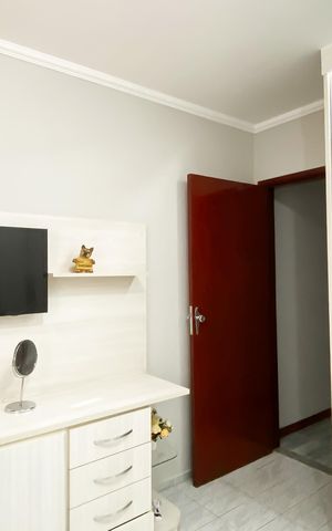 Casa à venda com 140m², 3 quartos e 2 vagasQuarto 3