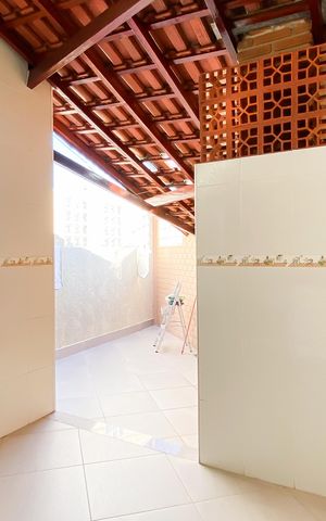 Casa à venda com 140m², 3 quartos e 2 vagasÁrea de Serviço