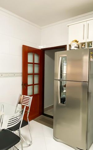 Casa à venda com 140m², 3 quartos e 2 vagasCozinha 