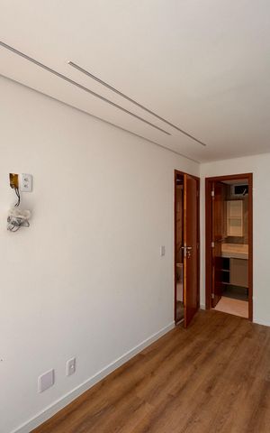 Apartamento à venda com 99m², 2 quartos e 2 vagasSuíte
