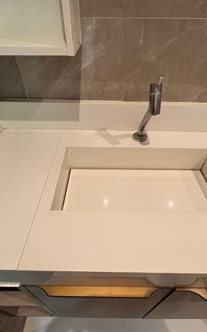 Apartamento à venda com 99m², 2 quartos e 2 vagasSuíte - Banheiro
