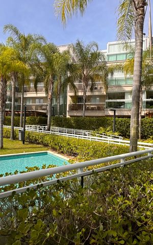 Apartamento à venda com 99m², 2 quartos e 2 vagasFachada