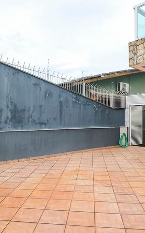 Casa à venda com 490m², 4 quartos e 6 vagasGaragem