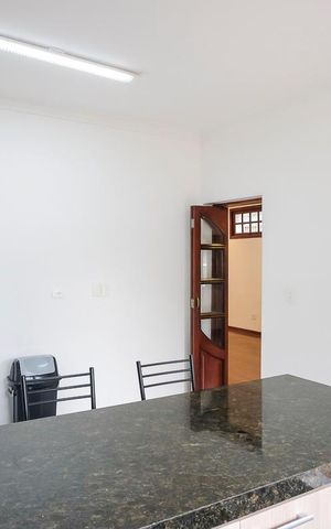 Casa à venda com 490m², 4 quartos e 6 vagasCozinha