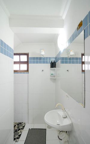 Casa à venda com 490m², 4 quartos e 6 vagasCasa área de serviço