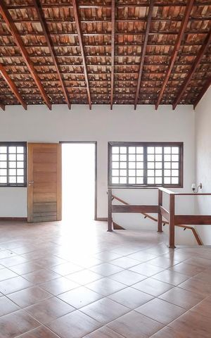Casa à venda com 490m², 4 quartos e 6 vagasVaranda