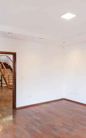 Casa à venda com 490m², 4 quartos e 6 vagasSuíte 1