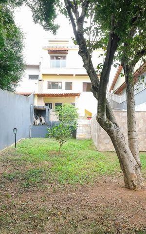 Casa à venda com 490m², 4 quartos e 6 vagasJardim