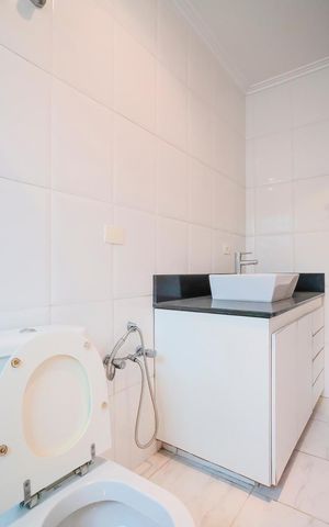 Casa à venda com 490m², 4 quartos e 6 vagasBanheiro da suíte 2