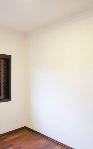 Casa à venda com 490m², 4 quartos e 6 vagasSuíte 2