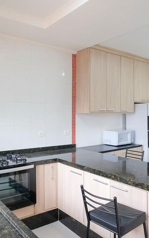 Casa à venda com 490m², 4 quartos e 6 vagasCozinha