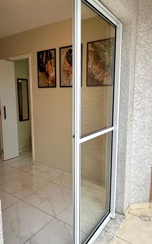 Apartamento à venda com 43m², 2 quartos e 1 vaga Apartamento à venda com 43m², 2 quartos e 1 vagaVaranda da Sala