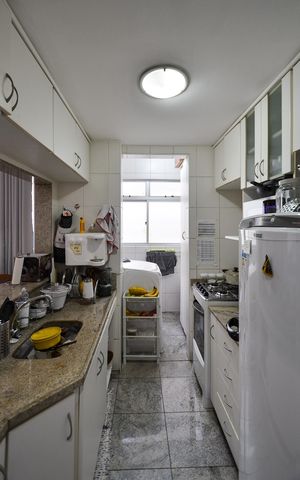 Apartamento à venda com 70m², 2 quartos e 2 vagas Apartamento à venda com 70m², 2 quartos e 2 vagasCozinha
