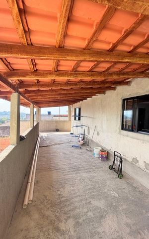 Casa à venda com 250m², 4 quartos e 4 vagasÁrea externa