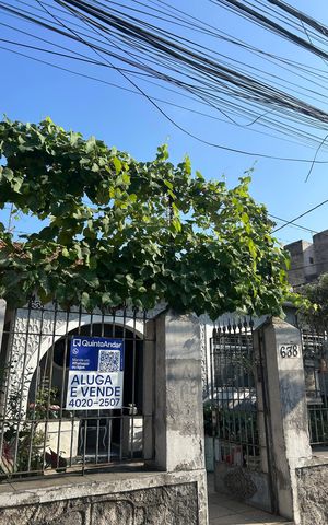 Casa à venda com 180m², 4 quartos e 3 vagas