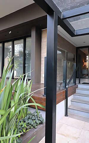 Apartamento à venda com 56m², 2 quartos e 2 vagasFachada