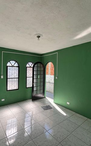 Casa para alugar com 80m², 2 quartos e 2 vagas Casa para alugar com 80m², 2 quartos e 2 vagasSala