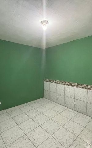Casa para alugar com 80m², 2 quartos e 2 vagas Casa para alugar com 80m², 2 quartos e 2 vagasCozinha