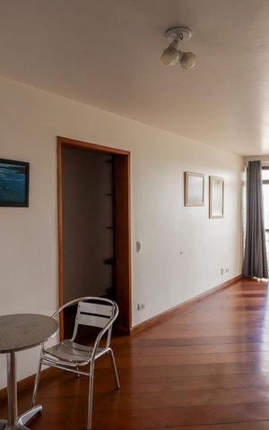 Apartamento à venda com 81m², 3 quartos e 1 vaga Apartamento à venda com 81m², 3 quartos e 1 vagaSala