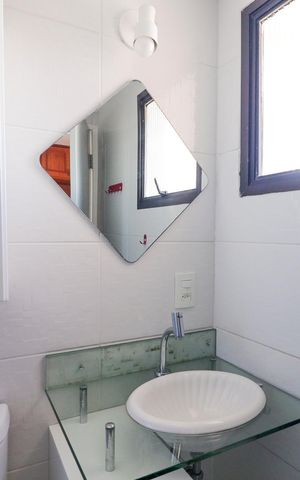 Apartamento à venda com 81m², 3 quartos e 1 vaga Apartamento à venda com 81m², 3 quartos e 1 vagaBanheiro da Suíte