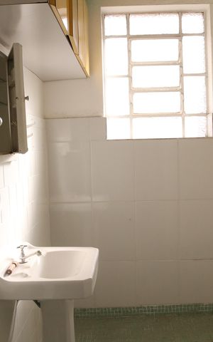 Apartamento à venda com 52m², 2 quartos e sem vagaBanheiro