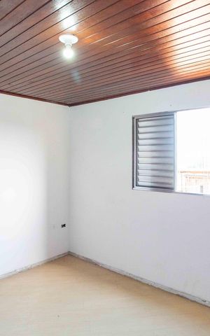 Casa à venda com 100m², 3 quartos e 2 vagasQuarto 3