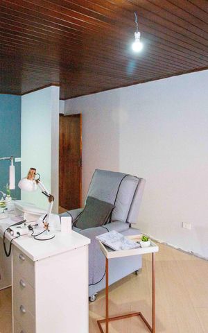 Casa à venda com 100m², 3 quartos e 2 vagasQuarto Suite