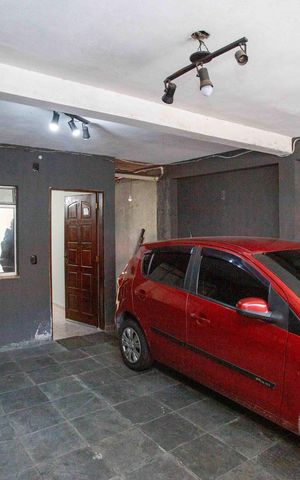 Casa à venda com 100m², 3 quartos e 2 vagasGaragem