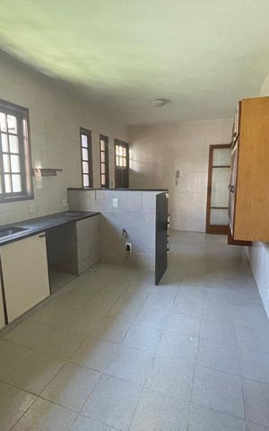 Casa de condomínio à venda com 511m², 5 quartos e 4 vagas