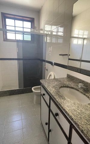 Casa de condomínio à venda com 511m², 5 quartos e 4 vagas