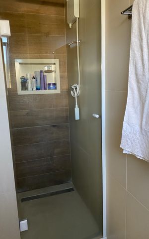 Apartamento à venda com 84m², 2 quartos e 1 vaga Apartamento à venda com 84m², 2 quartos e 1 vagaBanheiro