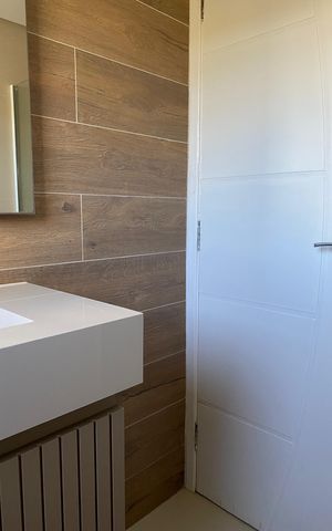 Apartamento à venda com 84m², 2 quartos e 1 vaga Apartamento à venda com 84m², 2 quartos e 1 vagaBanheiro