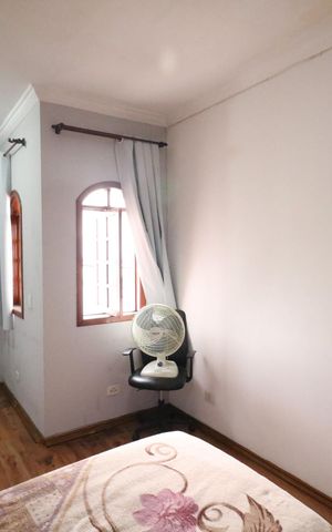 Casa à venda com 265m², 4 quartos e 2 vagas Casa à venda com 265m², 4 quartos e 2 vagasQuarto 3
