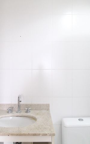 Apartamento à venda com 70m², 2 quartos e 1 vaga Apartamento à venda com 70m², 2 quartos e 1 vagaBanheiro da Suíte
