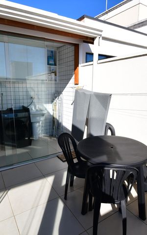 Apartamento à venda com 90m², 2 quartos e 1 vagaÁrea de Serviço