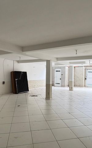 Apartamento para alugar com 100m², 2 quartos e 1 vaga Apartamento para alugar com 100m², 2 quartos e 1 vagaGaragem