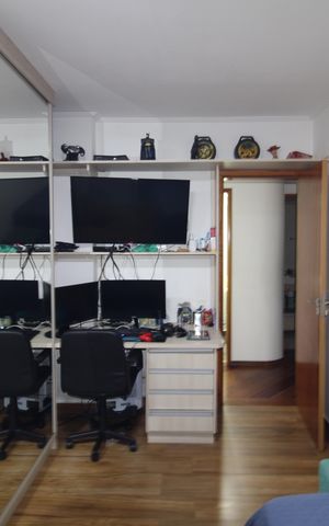 Apartamento à venda com 125m², 3 quartos e 2 vagasQuarto 2