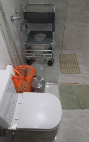 Apartamento à venda com 125m², 3 quartos e 2 vagasBanheiro social