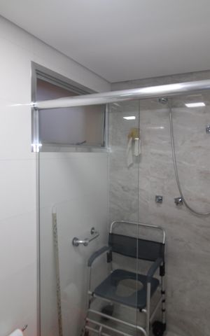 Apartamento à venda com 125m², 3 quartos e 2 vagasBanheiro social