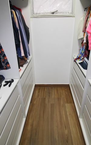 Apartamento à venda com 125m², 3 quartos e 2 vagasCloset da Suíte