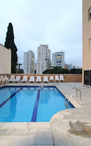 Apartamento à venda com 125m², 3 quartos e 2 vagasÁrea Comum - Piscina
