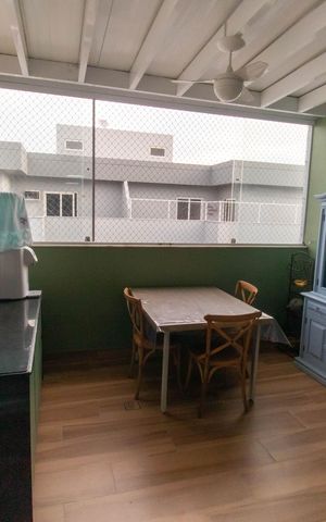 Apartamento à venda com 202m², 3 quartos e 3 vagas Apartamento à venda com 202m², 3 quartos e 3 vagasCozinha