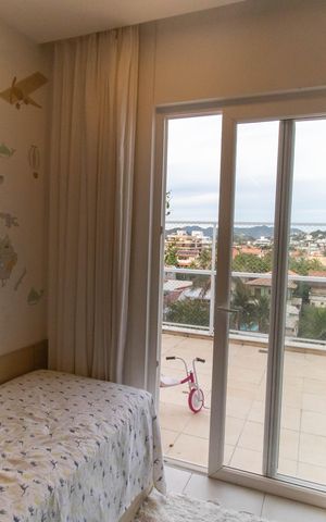 Apartamento à venda com 202m², 3 quartos e 3 vagas Apartamento à venda com 202m², 3 quartos e 3 vagasSuíte 3