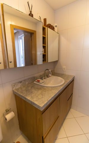 Apartamento à venda com 202m², 3 quartos e 3 vagas Apartamento à venda com 202m², 3 quartos e 3 vagasBanheiro da Suíte 1