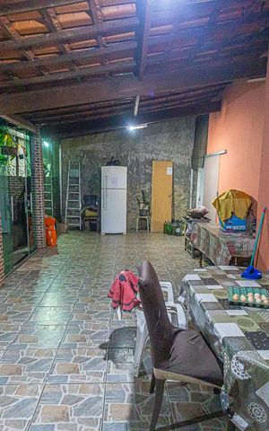 Casa à venda com 432m², 5 quartos e 4 vagas Casa à venda com 432m², 5 quartos e 4 vagasCozinha- Casa 01
