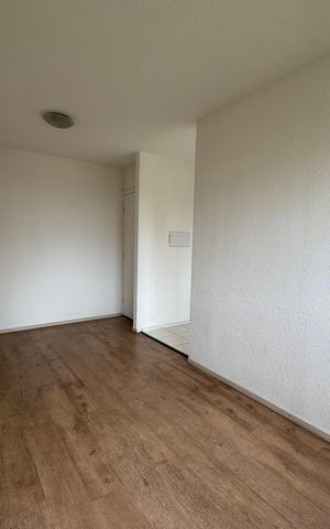 Apartamento à venda com 42m², 2 quartos e sem vaga Apartamento à venda com 42m², 2 quartos e sem vagaSala