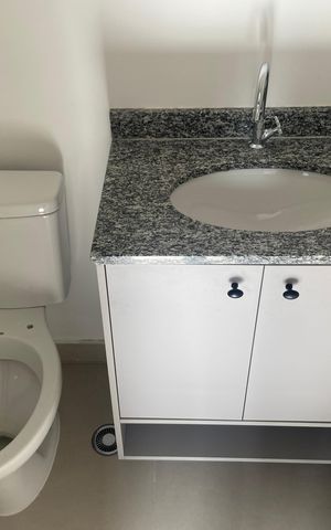 Studio à venda com 29m², 1 quarto e sem vaga Studio à venda com 29m², 1 quarto e sem vagaBanheiro