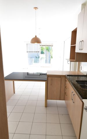 Casa de condomínio à venda com 62m², 1 quarto e 2 vagasCozinha